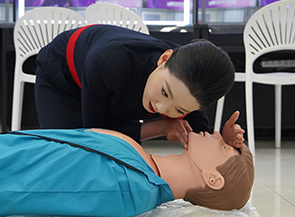 山西新华为什么学空乘专业